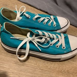 Turquoise converse